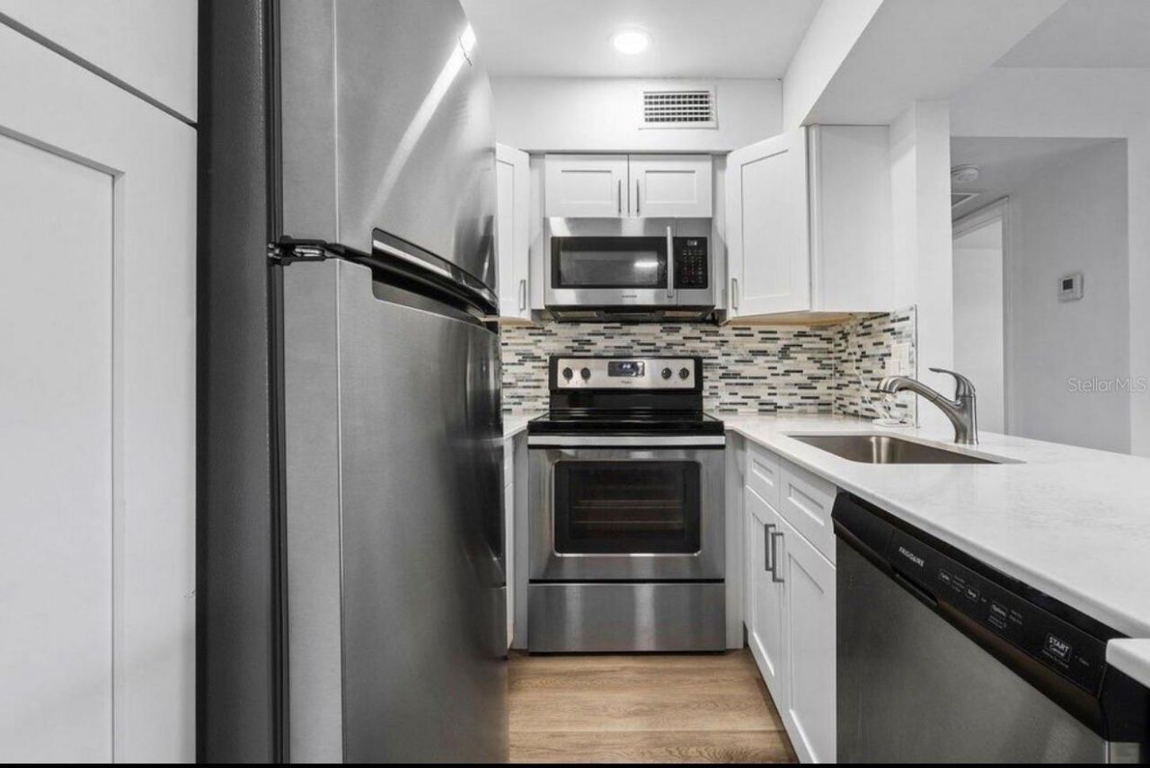 7178 Golf Colony Court, Unit 202, Lake Worth, FL 33467 Photo