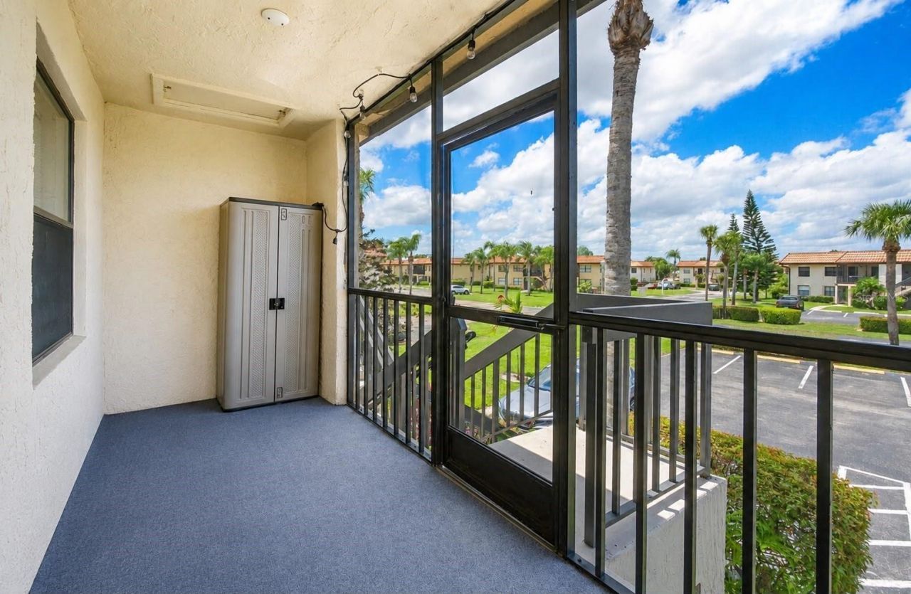 7178 Golf Colony Court, Unit 202, Lake Worth, FL 33467 Photo