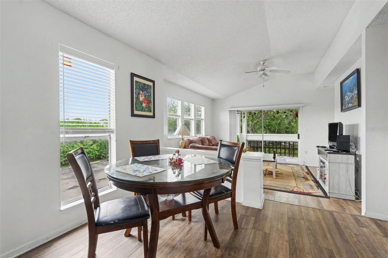 115 112th Avenue Ne, Unit 726, Saint Petersburg, FL 33716 Photo