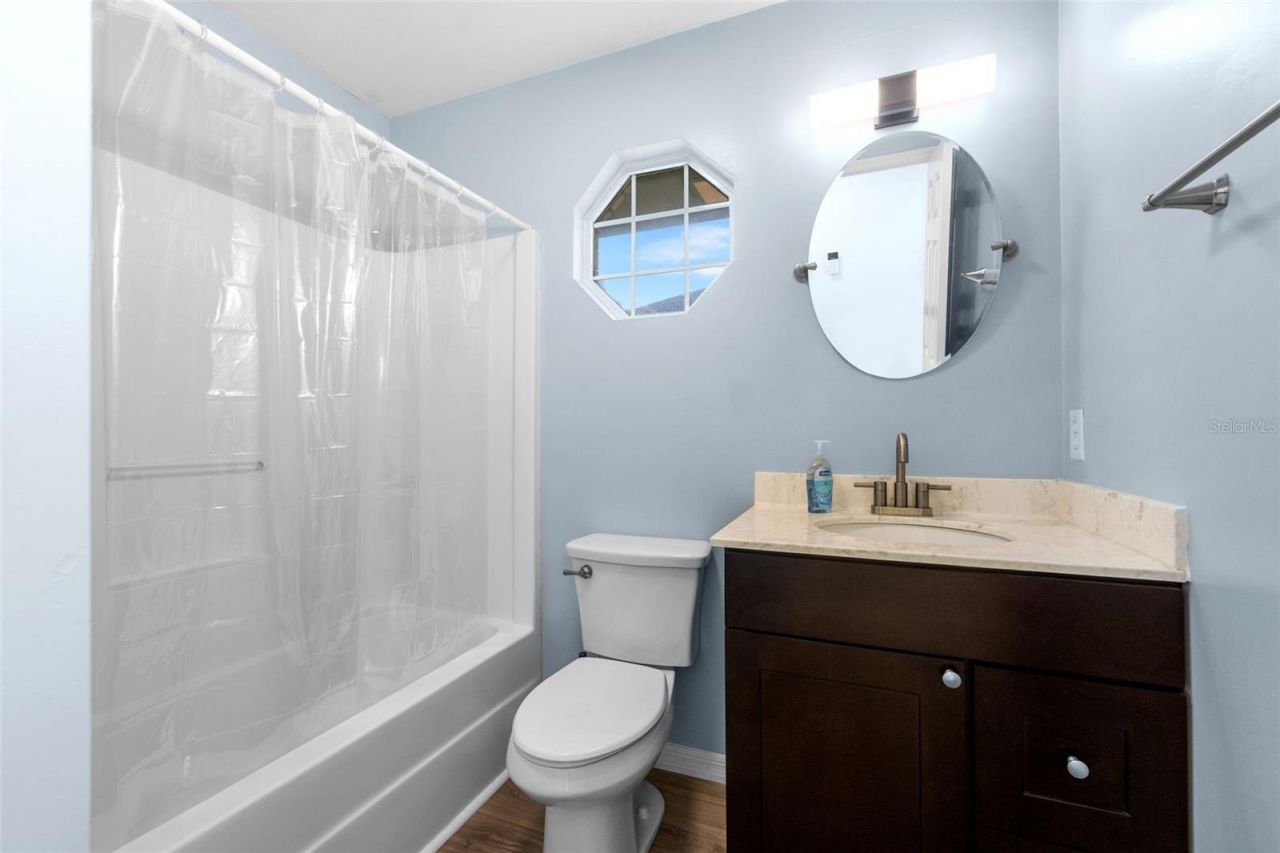 200 NW Charlotte Glen, Lake City, FL 32055 Photo