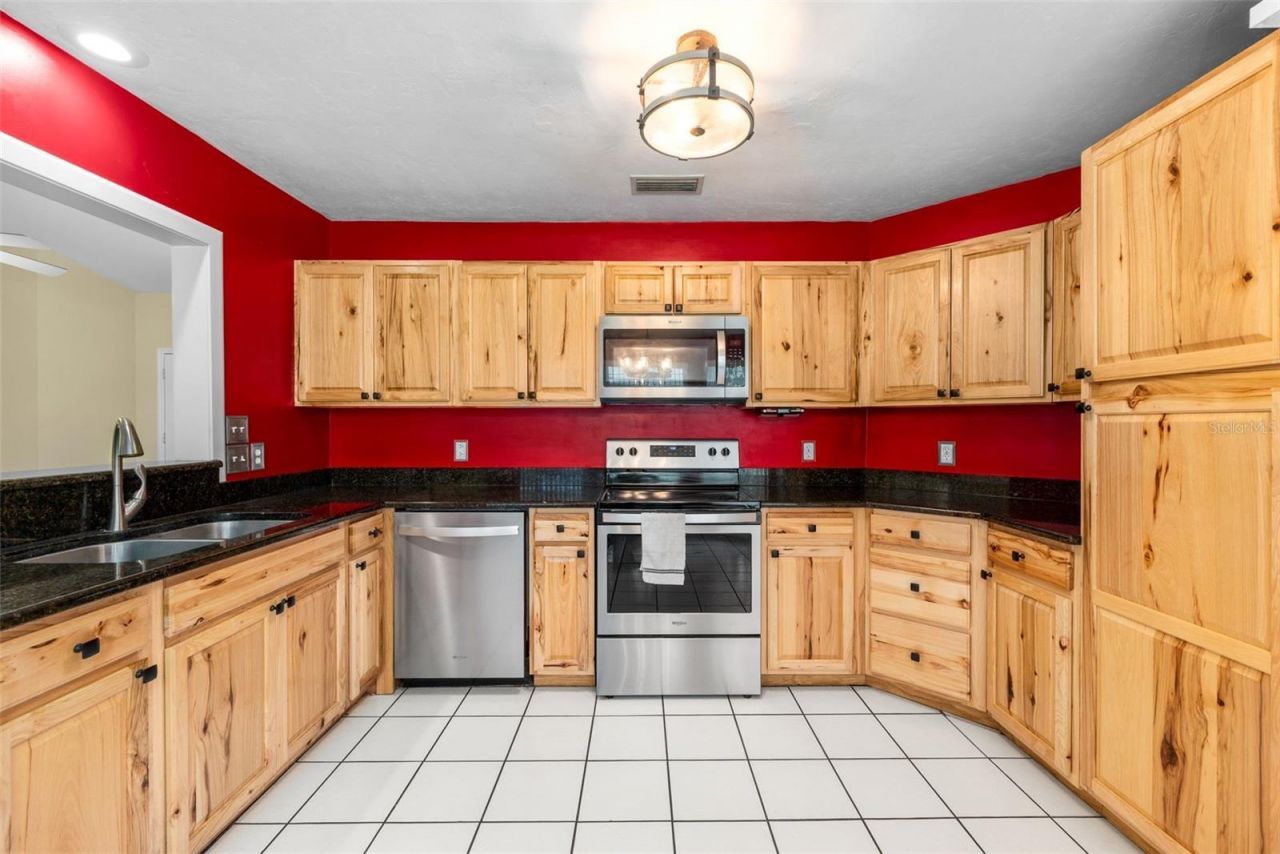200 NW Charlotte Glen, Lake City, FL 32055 Photo