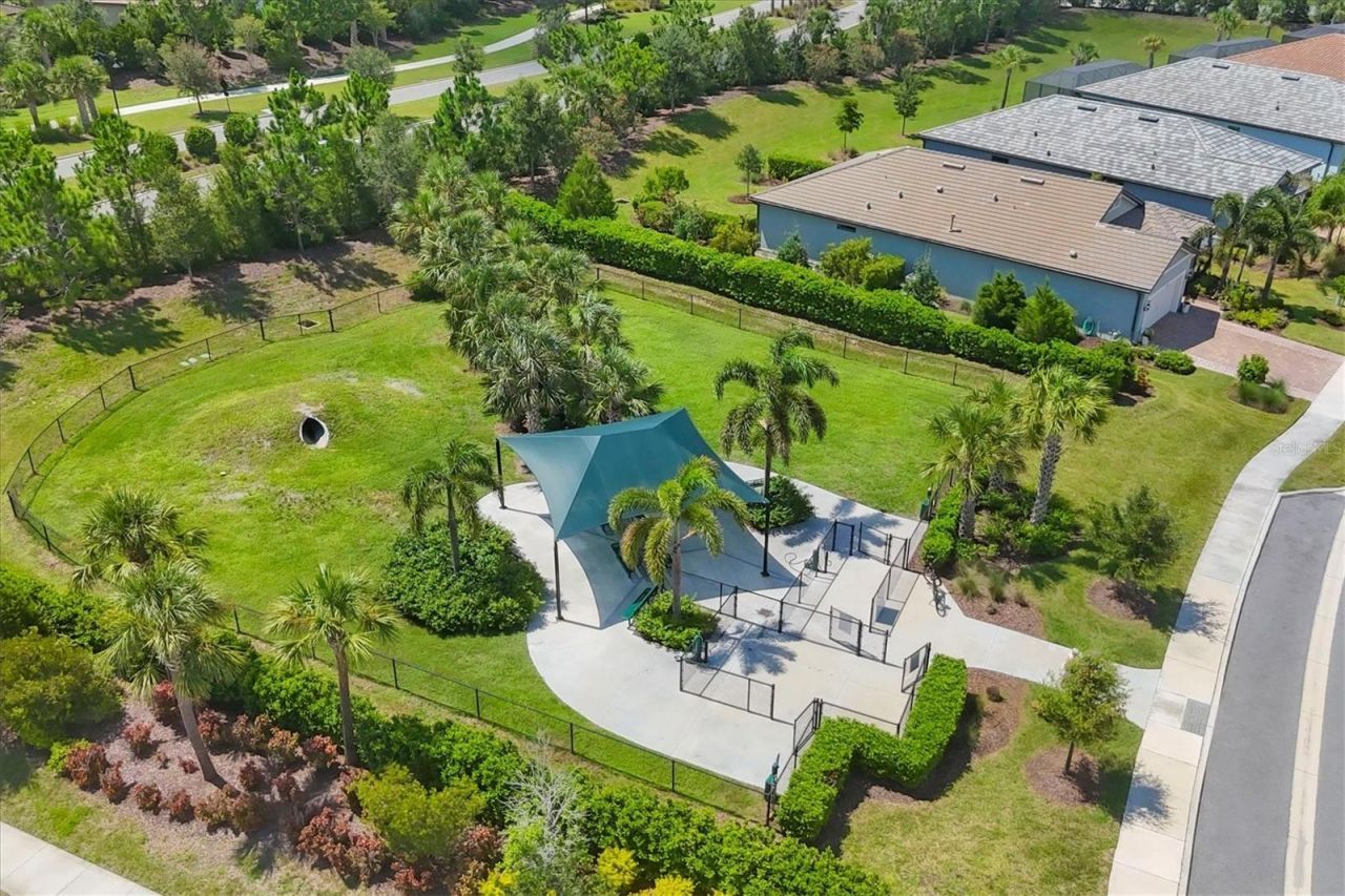 16932 Pelham Place, Lakewood Ranch, FL 34202 Photo