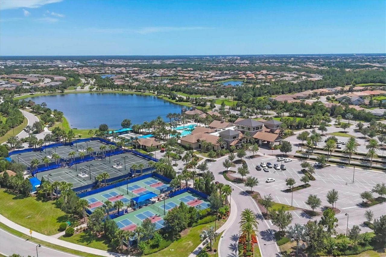 16932 Pelham Place, Lakewood Ranch, FL 34202 Photo