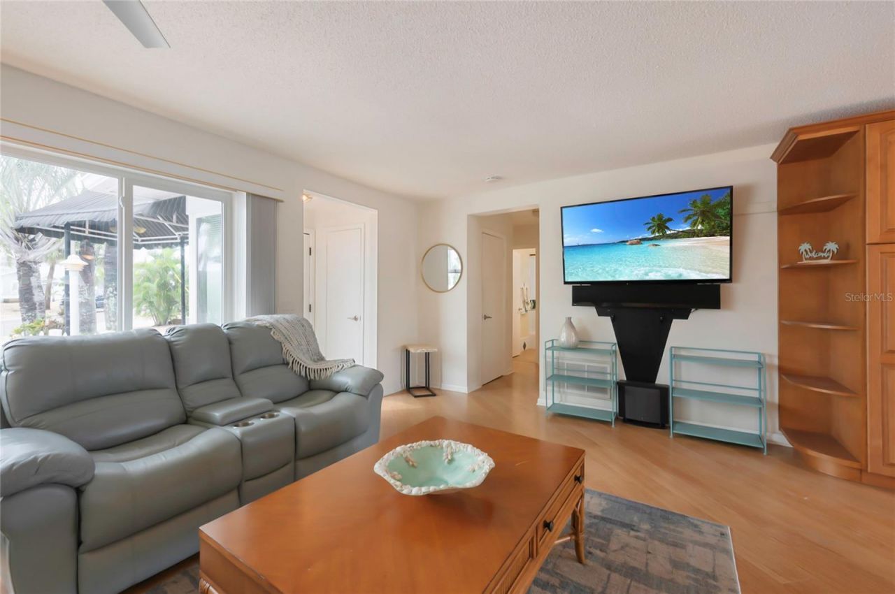 4223 Royal Palm Drive, Bradenton, FL 34210 Photo