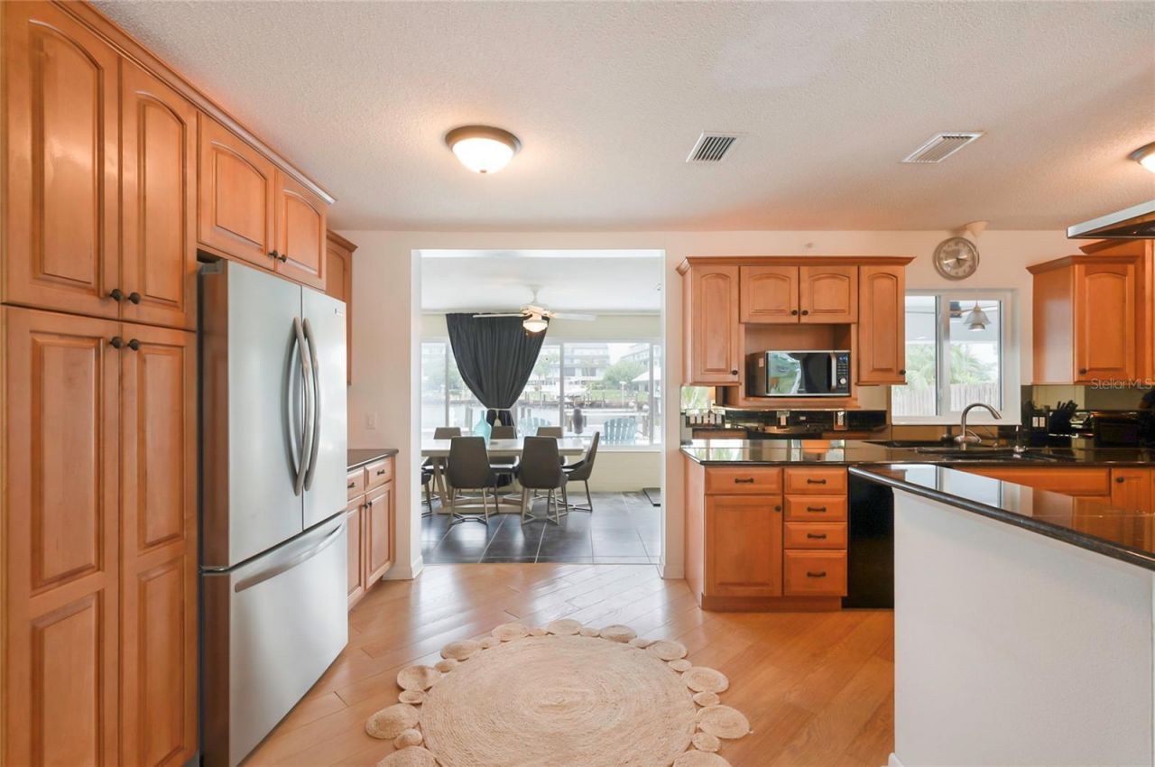 4223 Royal Palm Drive, Bradenton, FL 34210 Photo