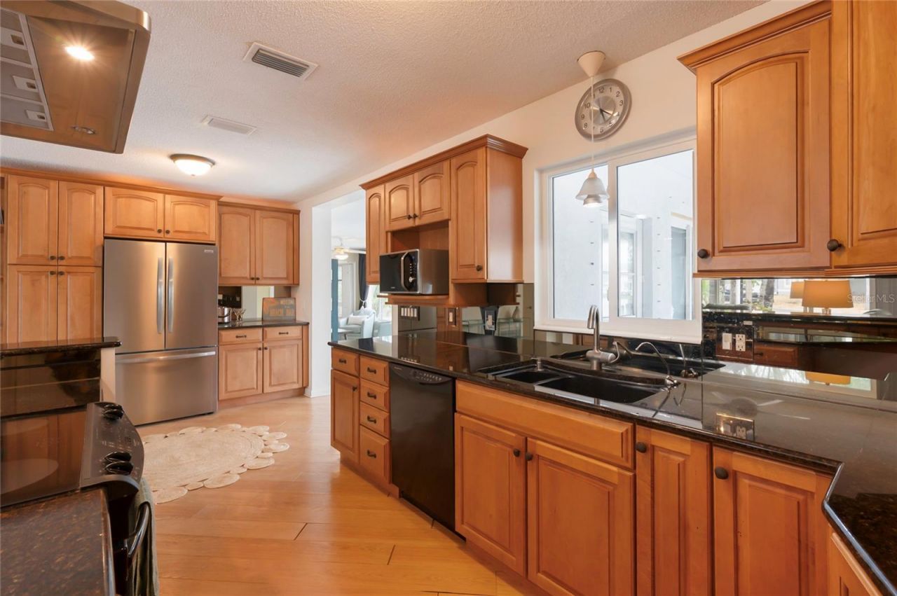 4223 Royal Palm Drive, Bradenton, FL 34210 Photo
