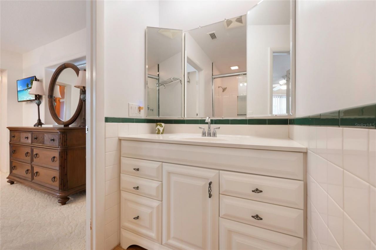 4223 Royal Palm Drive, Bradenton, FL 34210 Photo