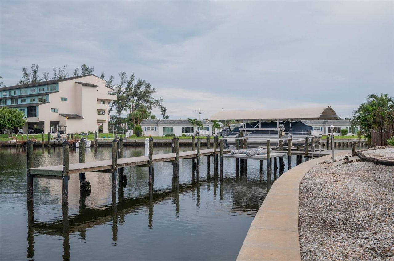 4223 Royal Palm Drive, Bradenton, FL 34210 Photo