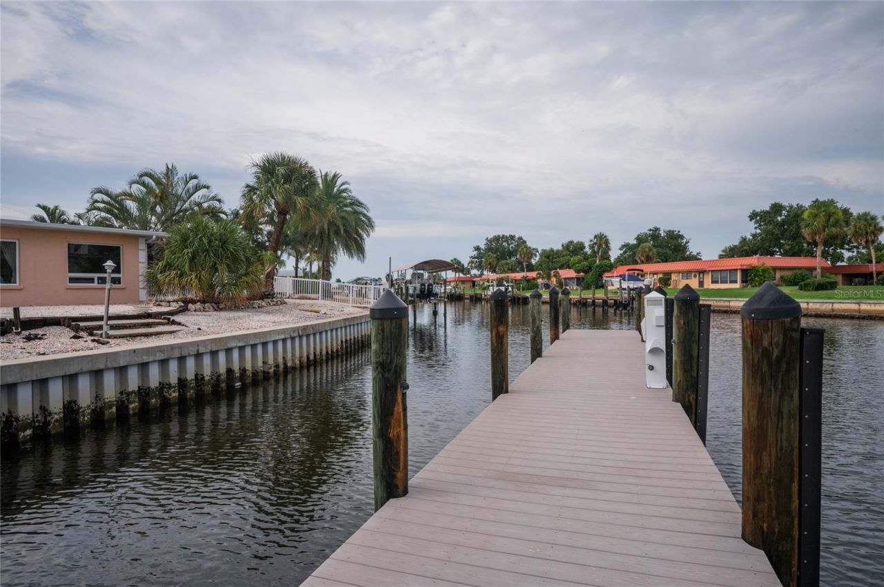 4223 Royal Palm Drive, Bradenton, FL 34210 Photo
