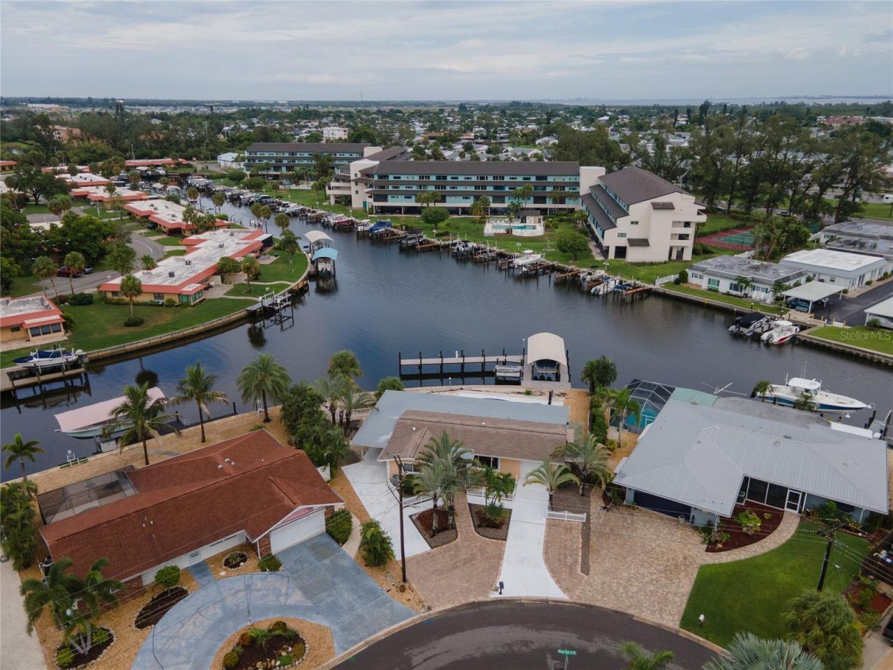 4223 Royal Palm Drive, Bradenton, FL 34210 Photo