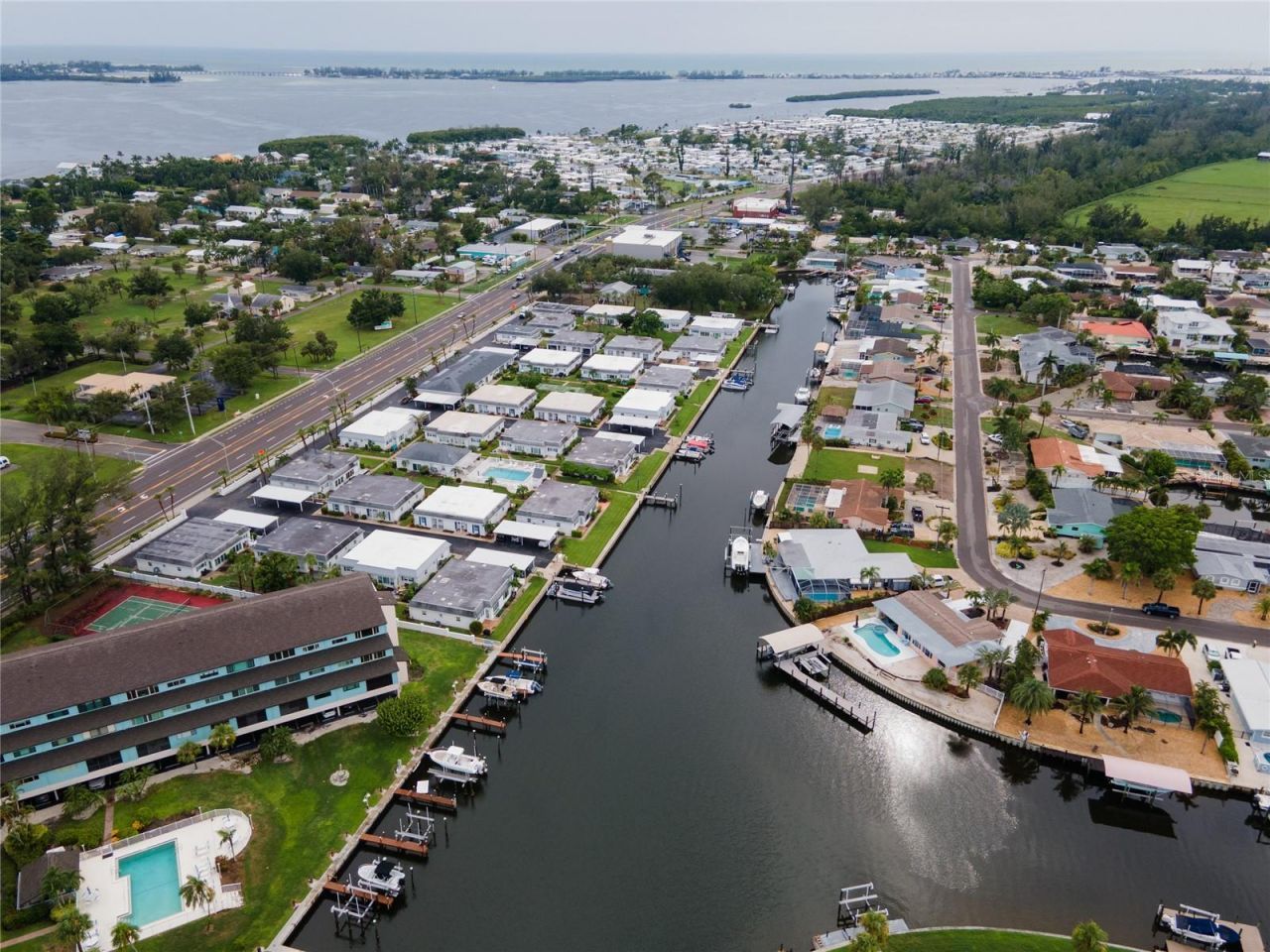 4223 Royal Palm Drive, Bradenton, FL 34210 Photo