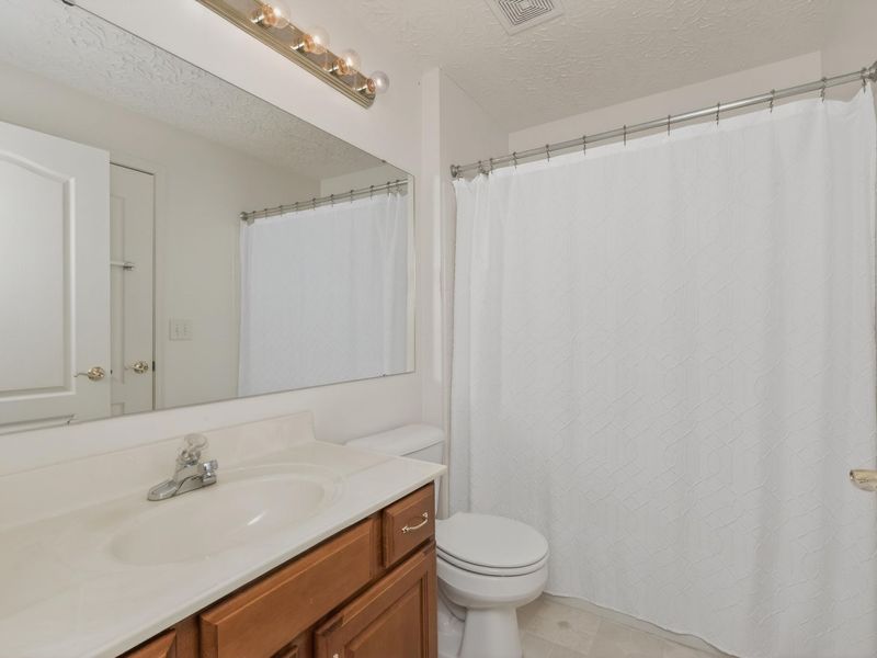 1604 Ashley Court, Unit 201, Florence, KY 41042 Photo 12