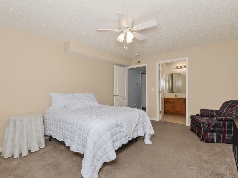 1604 Ashley Court, Unit 201, Florence, KY 41042 Photo 14
