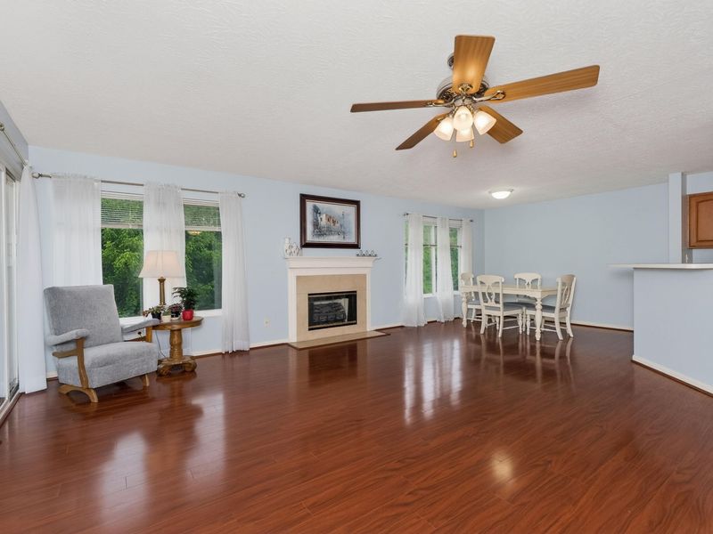 1604 Ashley Court, Unit 201, Florence, KY 41042 Photo 2