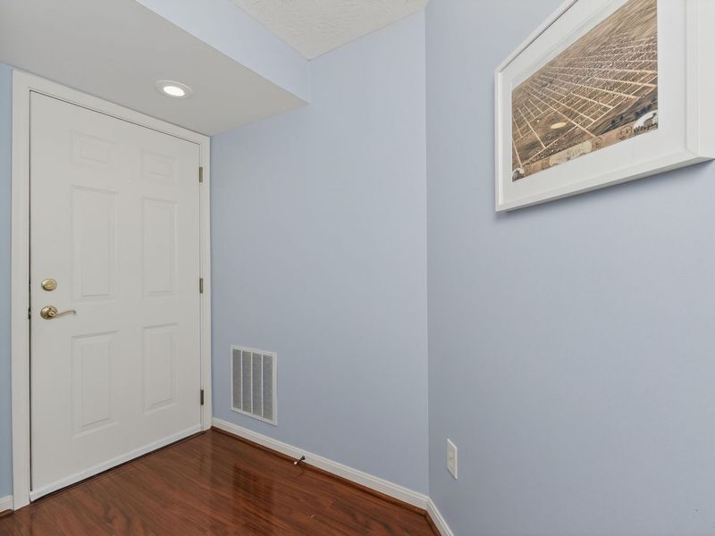 1604 Ashley Court, Unit 201, Florence, KY 41042 Photo 5