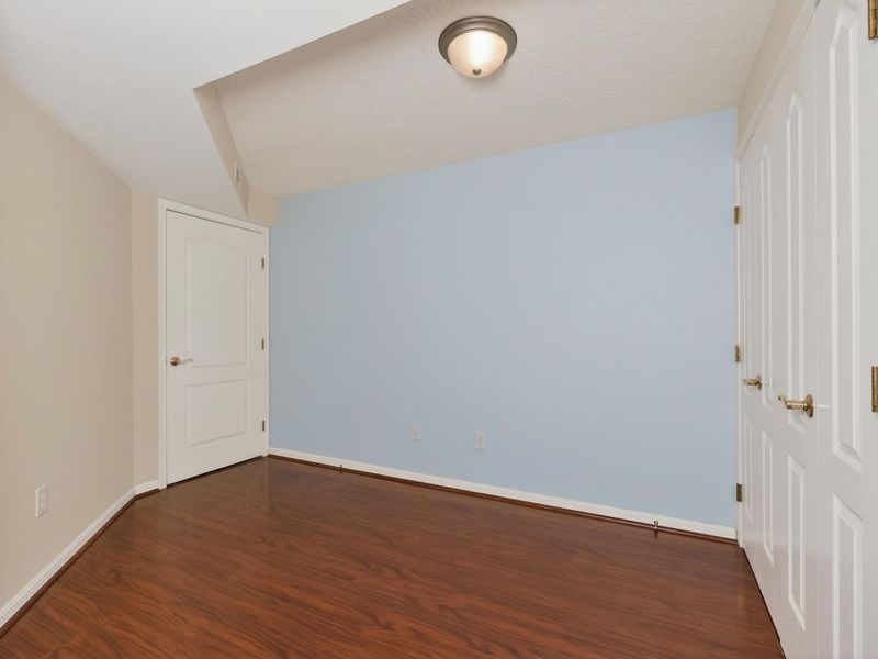 1604 Ashley Court, Unit 201, Florence, KY 41042 Photo 9
