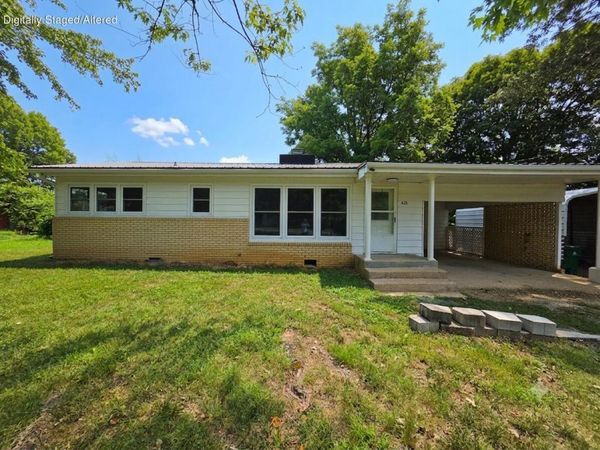 420 Brewer Street , Thayer, MO 65791