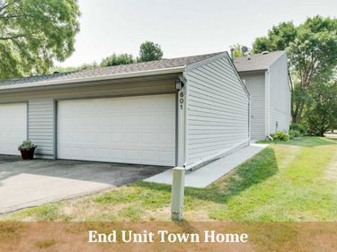 601 35th Avenue S, Unit 1, Moorhead, MN 56560