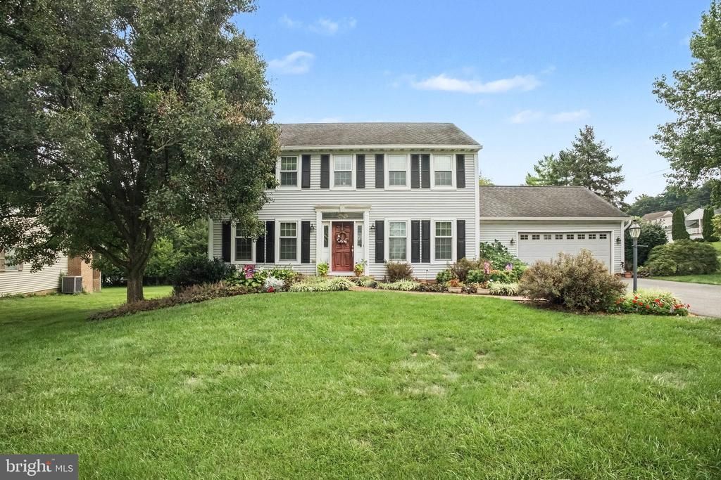 101 BARLEY CIRCLE, LANDISVILLE, PA 17538