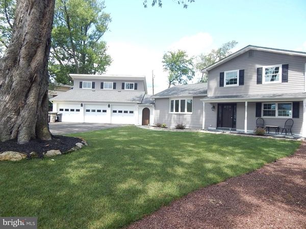 5833 HILL DRIVE, ALLENTOWN, PA 18104