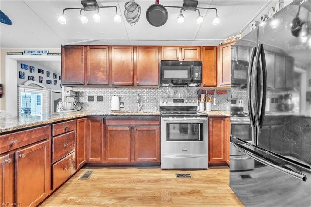 10933 Brown Pelican Cir, Estero, FL 33928 Photo