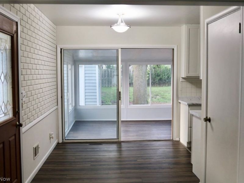 1093 Sutherland Avenue, Akron, OH 44314 Photo 12