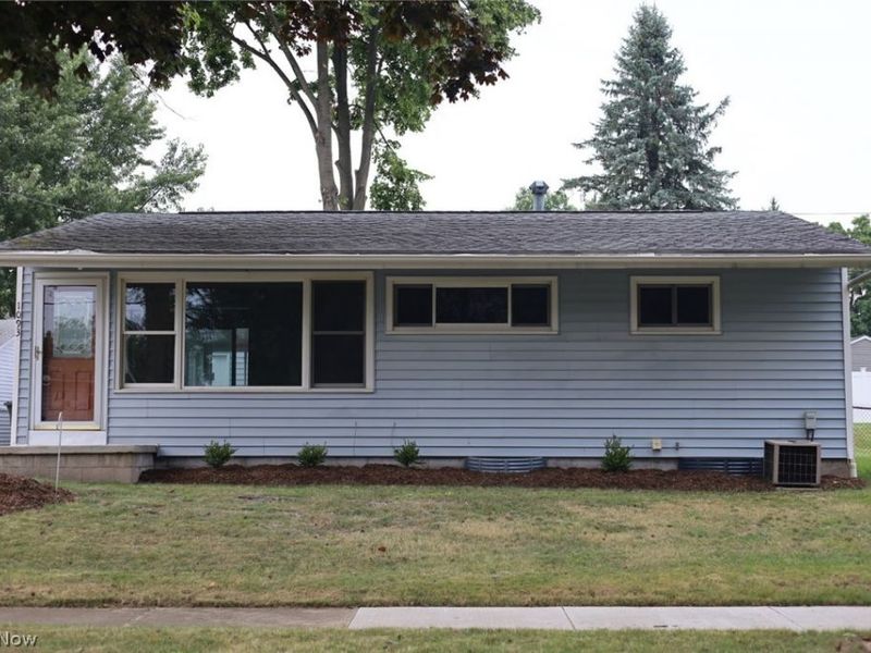 1093 Sutherland Avenue, Akron, OH 44314 Photo 2