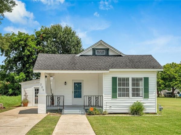 209 PAUL MAILLARD Road , Luling, LA 70070