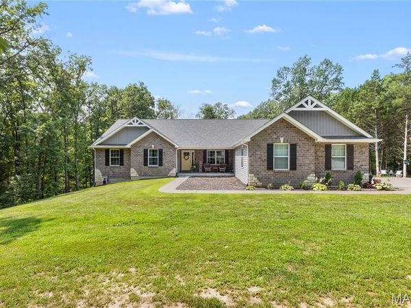 27287 Sunnyside Road , Warrenton, MO 63383