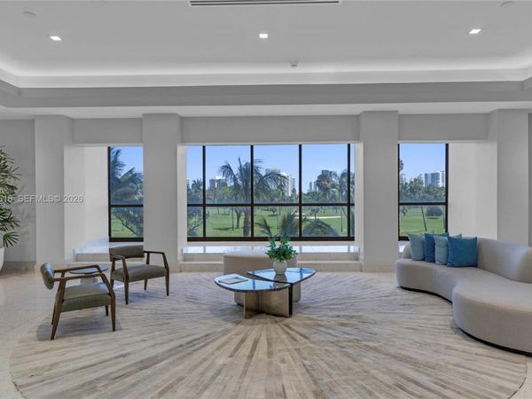 20335 W Country Club Dr , Unit 1806, Aventura, FL 33180