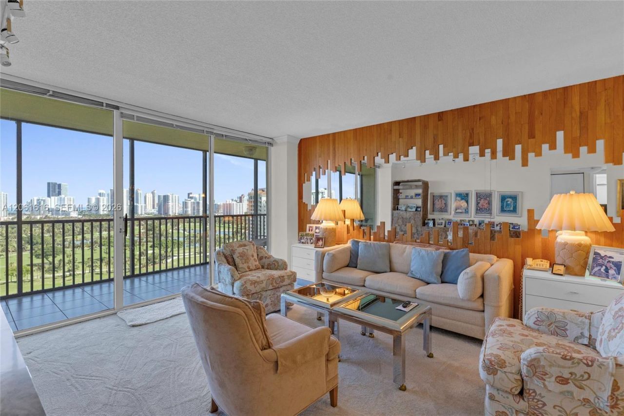 20335 W Country Club Dr, Unit 1806, Aventura, FL 33180 Photo