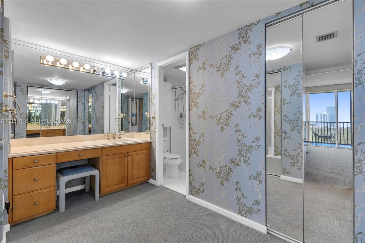 20335 W Country Club Dr, Unit 1806, Aventura, FL 33180 Photo