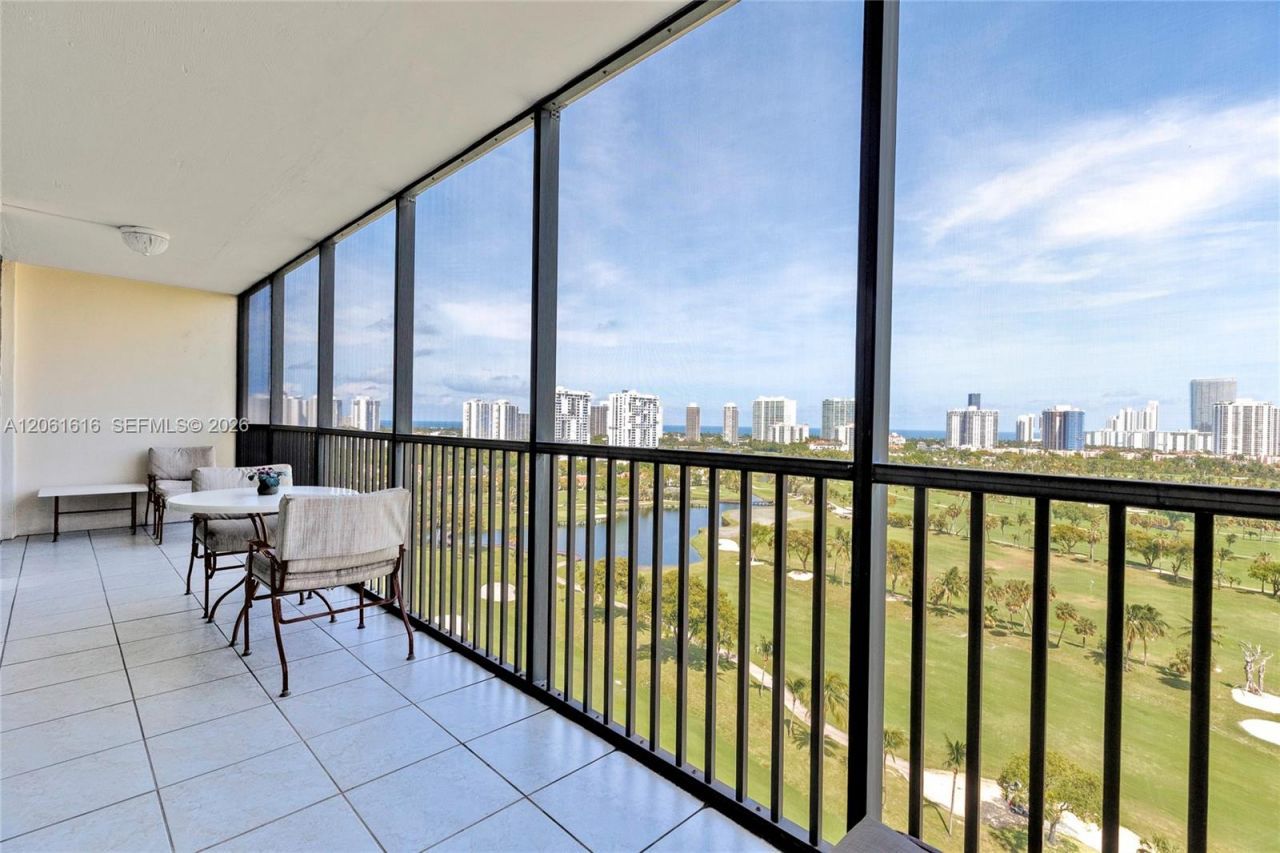 20335 W Country Club Dr, Unit 1806, Aventura, FL 33180 Photo