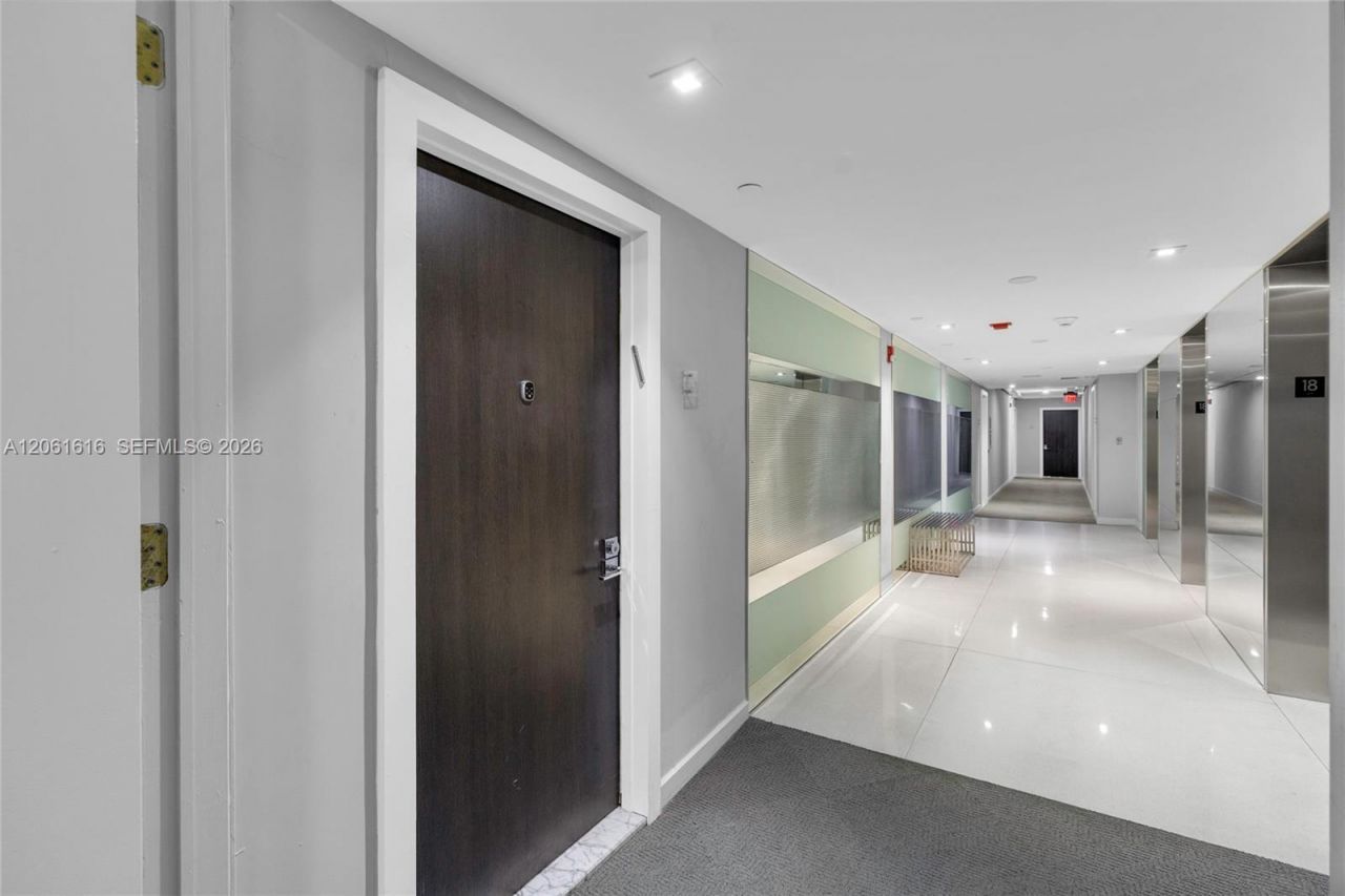 20335 W Country Club Dr, Unit 1806, Aventura, FL 33180 Photo