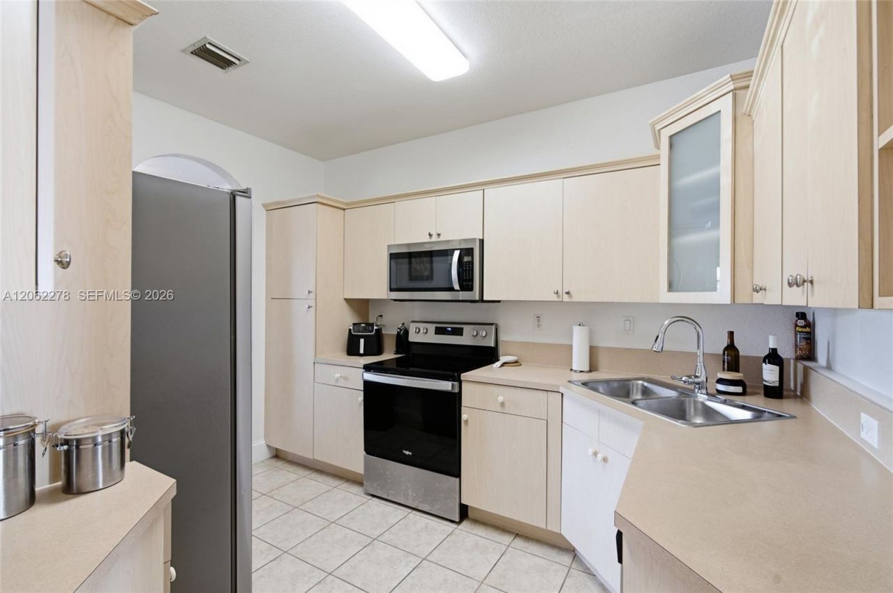 22470 SW 103rd Ave, Cutler Bay, FL 33190 Photo