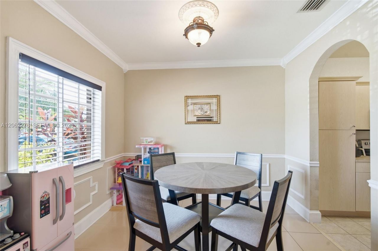 22470 SW 103rd Ave, Cutler Bay, FL 33190 Photo