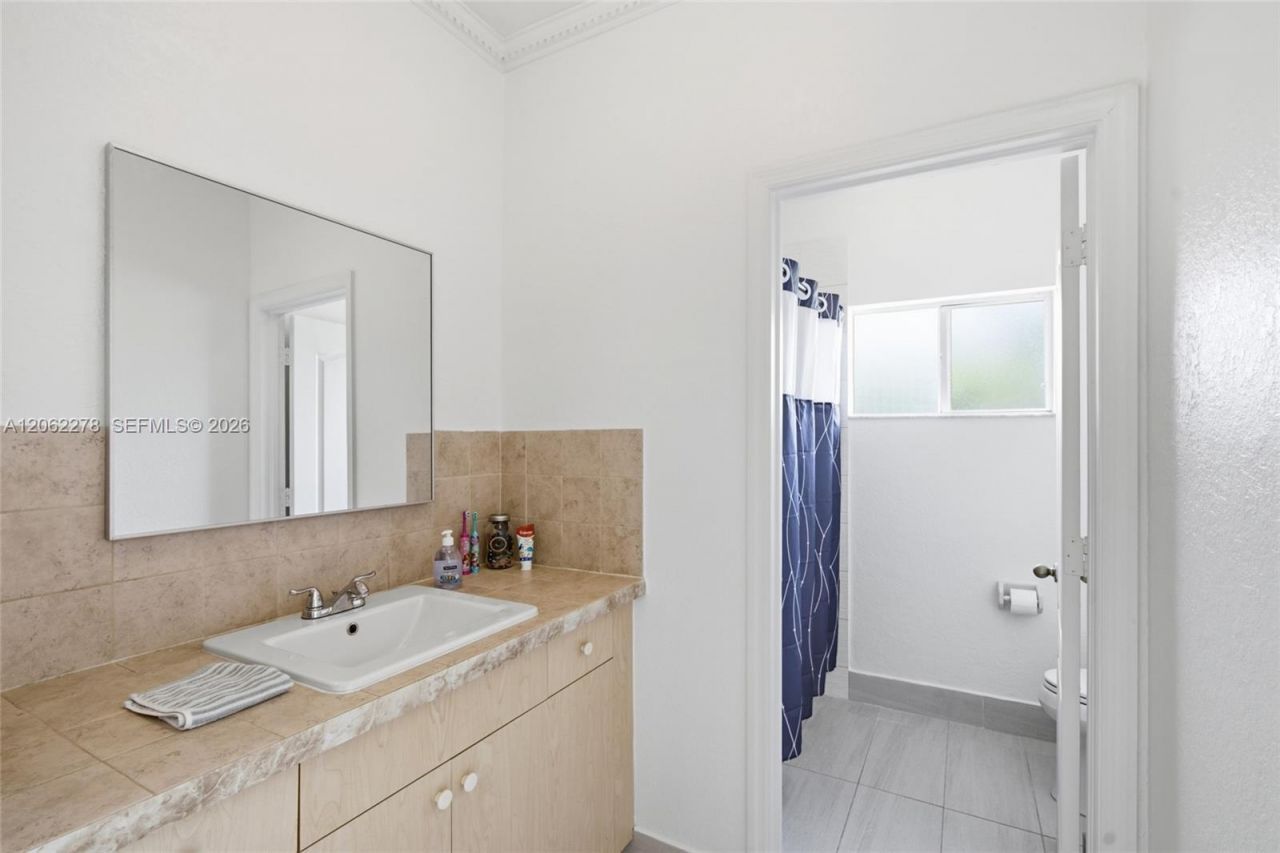 22470 SW 103rd Ave, Cutler Bay, FL 33190 Photo