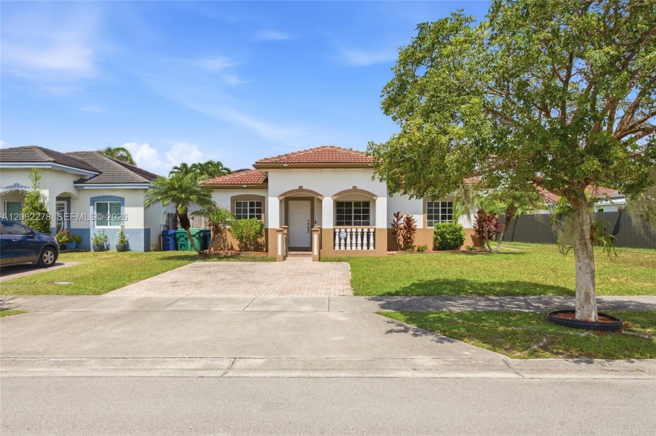 22470 SW 103rd Ave, Cutler Bay, FL 33190 Photo