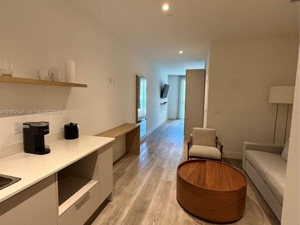 229 SW 9th St , Unit 507, Miami, FL 33130