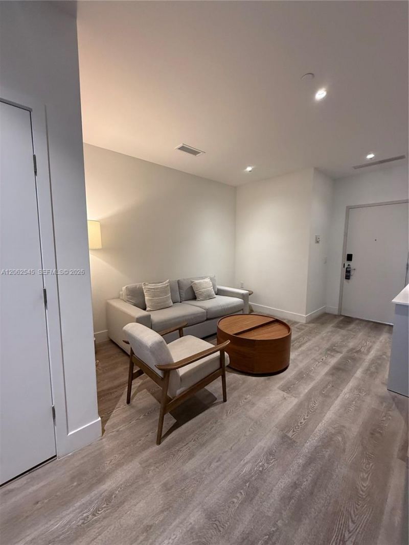 229 SW 9th St , Unit 507, Miami, FL 33130 Photo