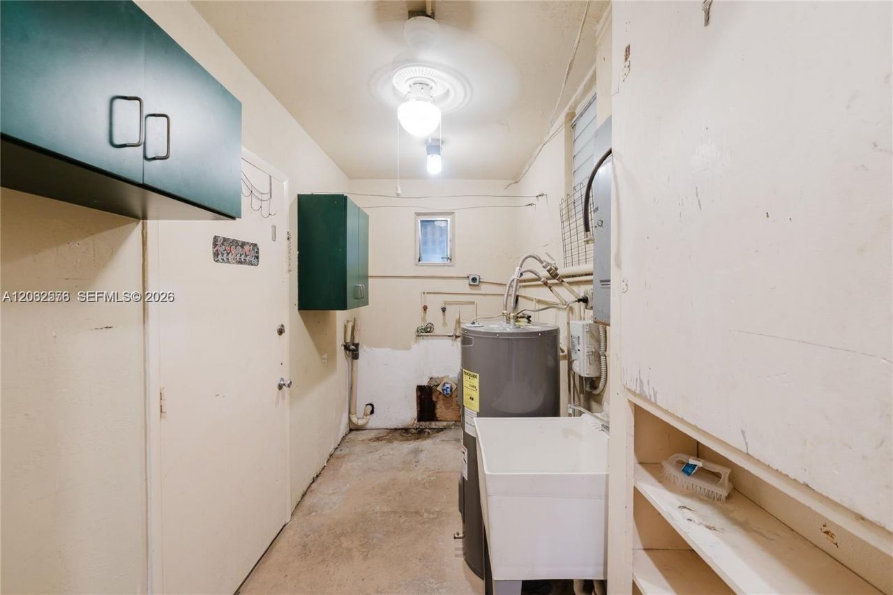 5737 Grant St, Unit 3, Hollywood, FL 33021 Photo