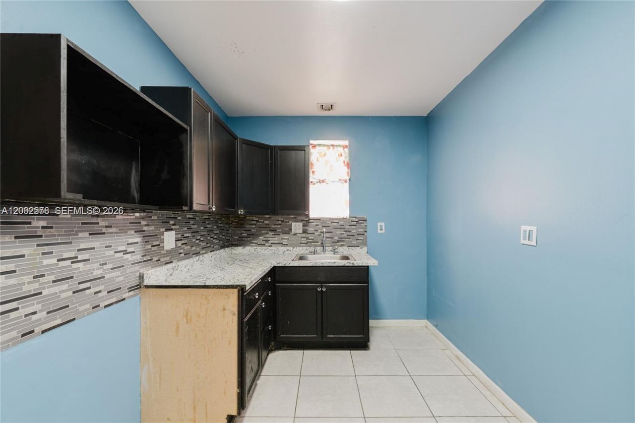 5737 Grant St , Unit 3, Hollywood, FL 33021 Photo