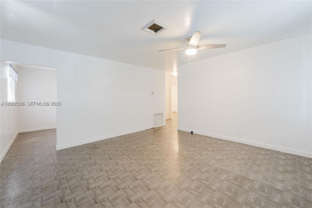 5737 Grant St, Unit 3, Hollywood, FL 33021 Photo
