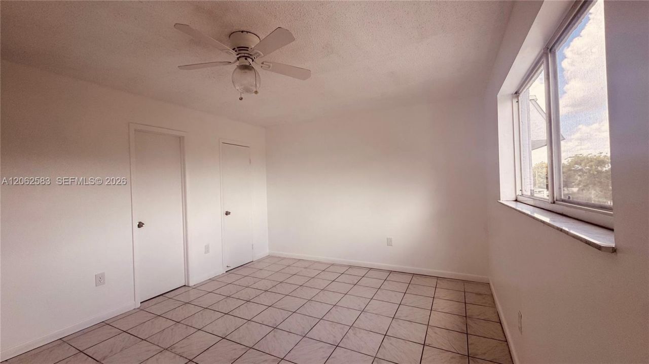 11311 SW 200th St, Unit 311-D, Miami, FL 33157 Photo