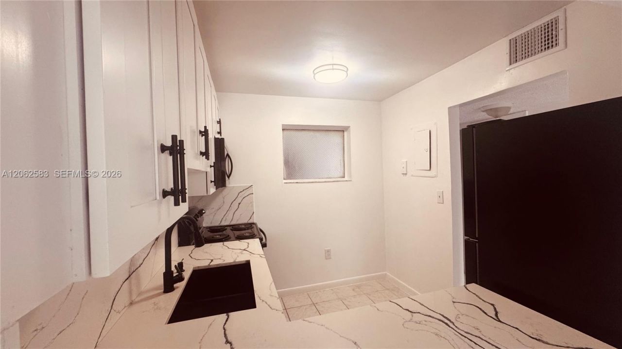 11311 SW 200th St, Unit 311-D, Miami, FL 33157 Photo