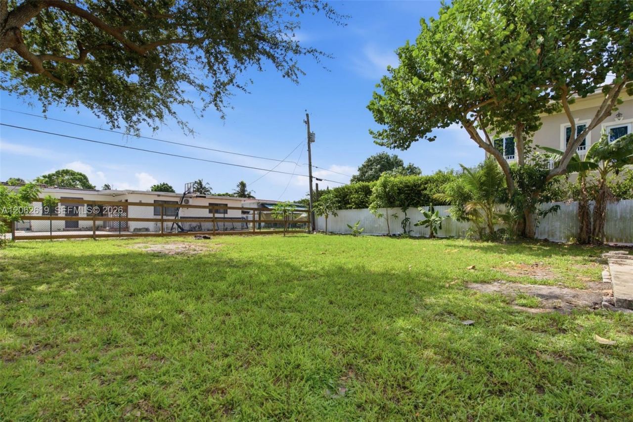 157 Lenape Dr, Miami Springs, FL 33166 Photo