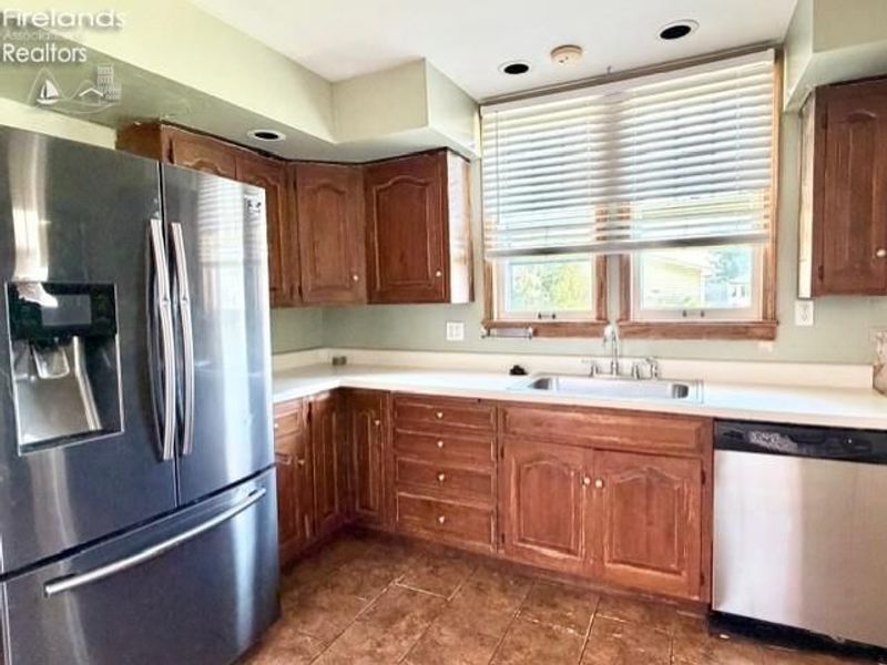 231 Northwest Street, Bellevue, OH 44811 Photo 14