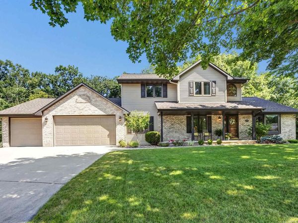 2575 TERESA COURT, Green Bay, WI 54311