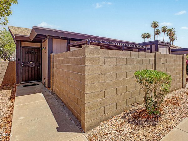 1827 E KIRKLAND Lane, Unit A, Tempe, AZ 85281
