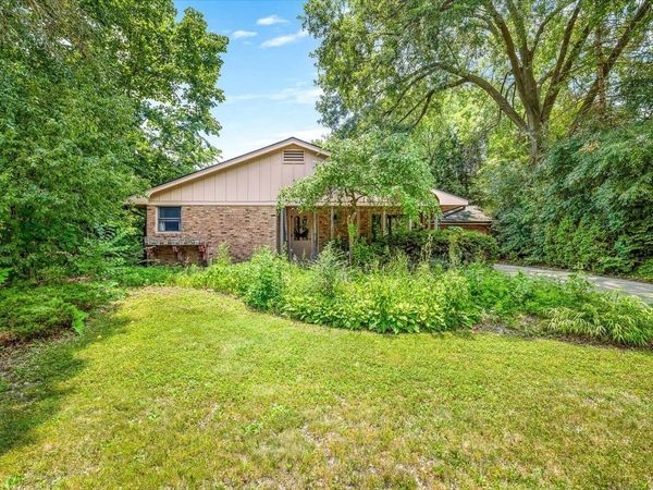 4721 Brookview Rd, ROCKFORD, IL 61107